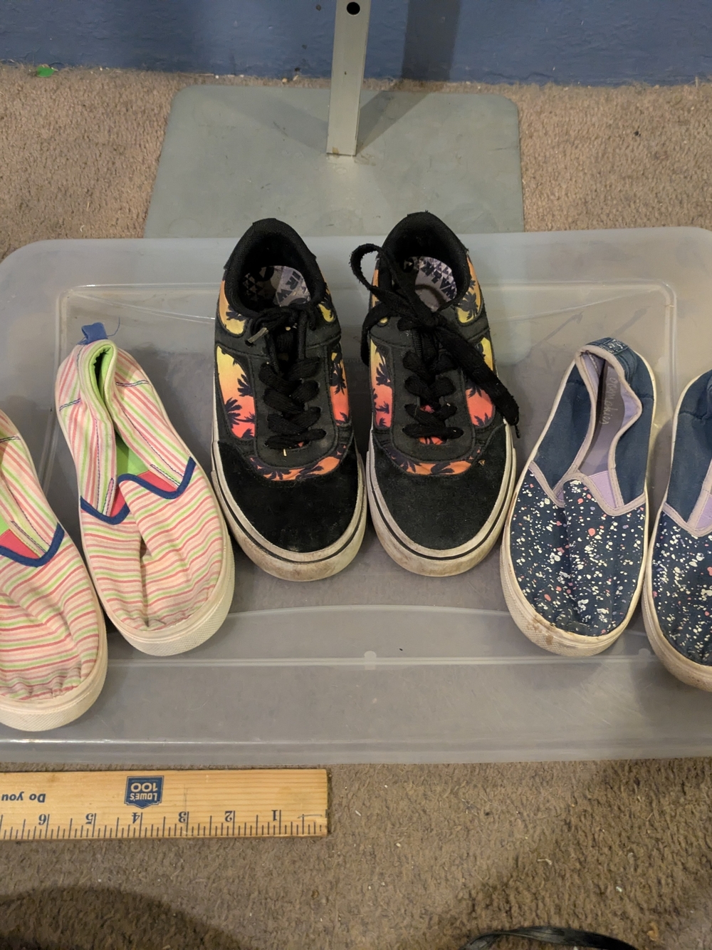 3 Pr Girls Youth 3 Tennis Shoes Airwalk Tie Up, 2 Oomphies Slip Ins